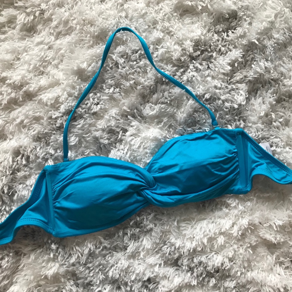 $10 Strapless or with strap convertible bikini top
